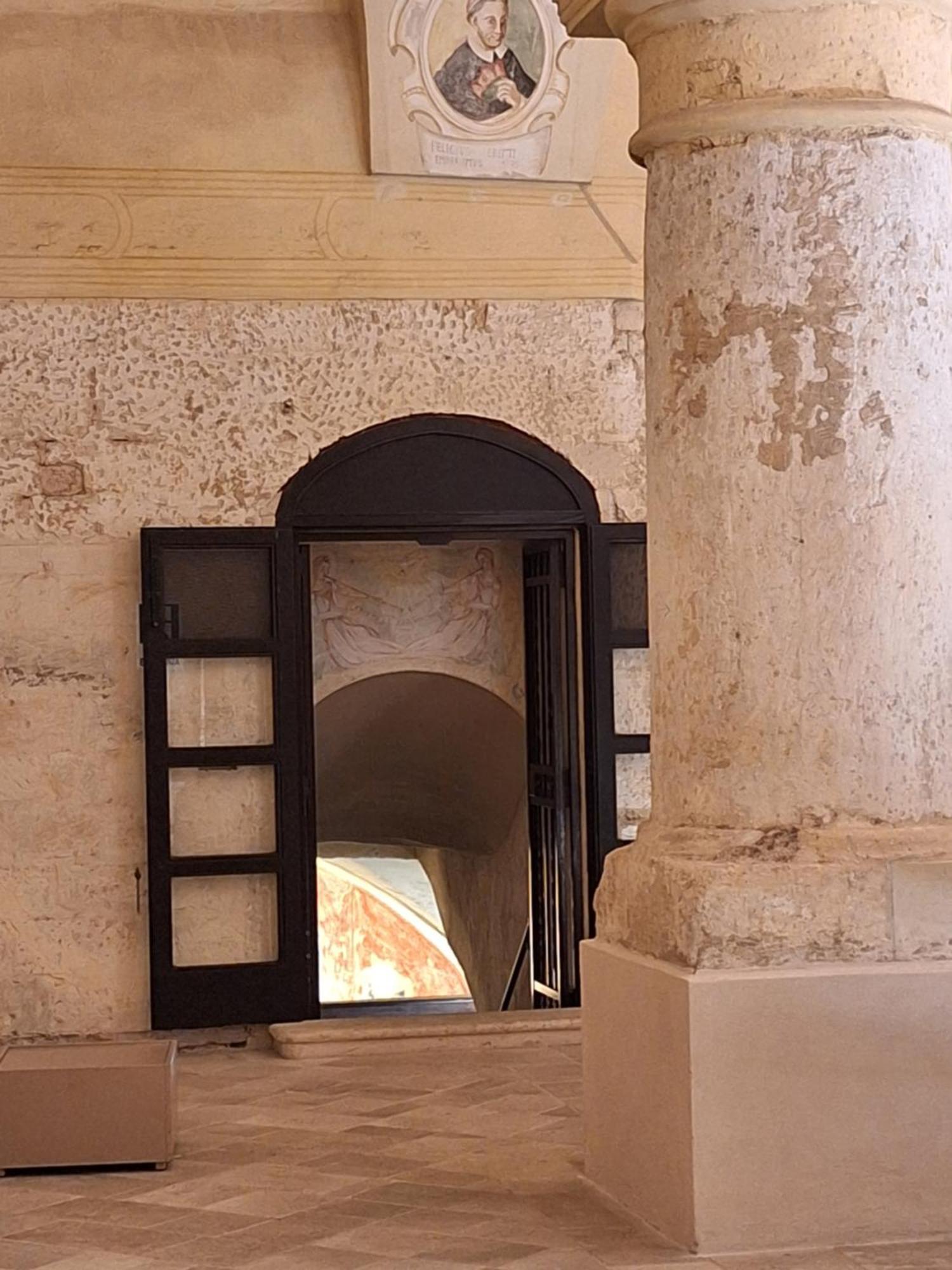Chiostro Dei Domenicani - Dimora Storica Lecce Exterior foto