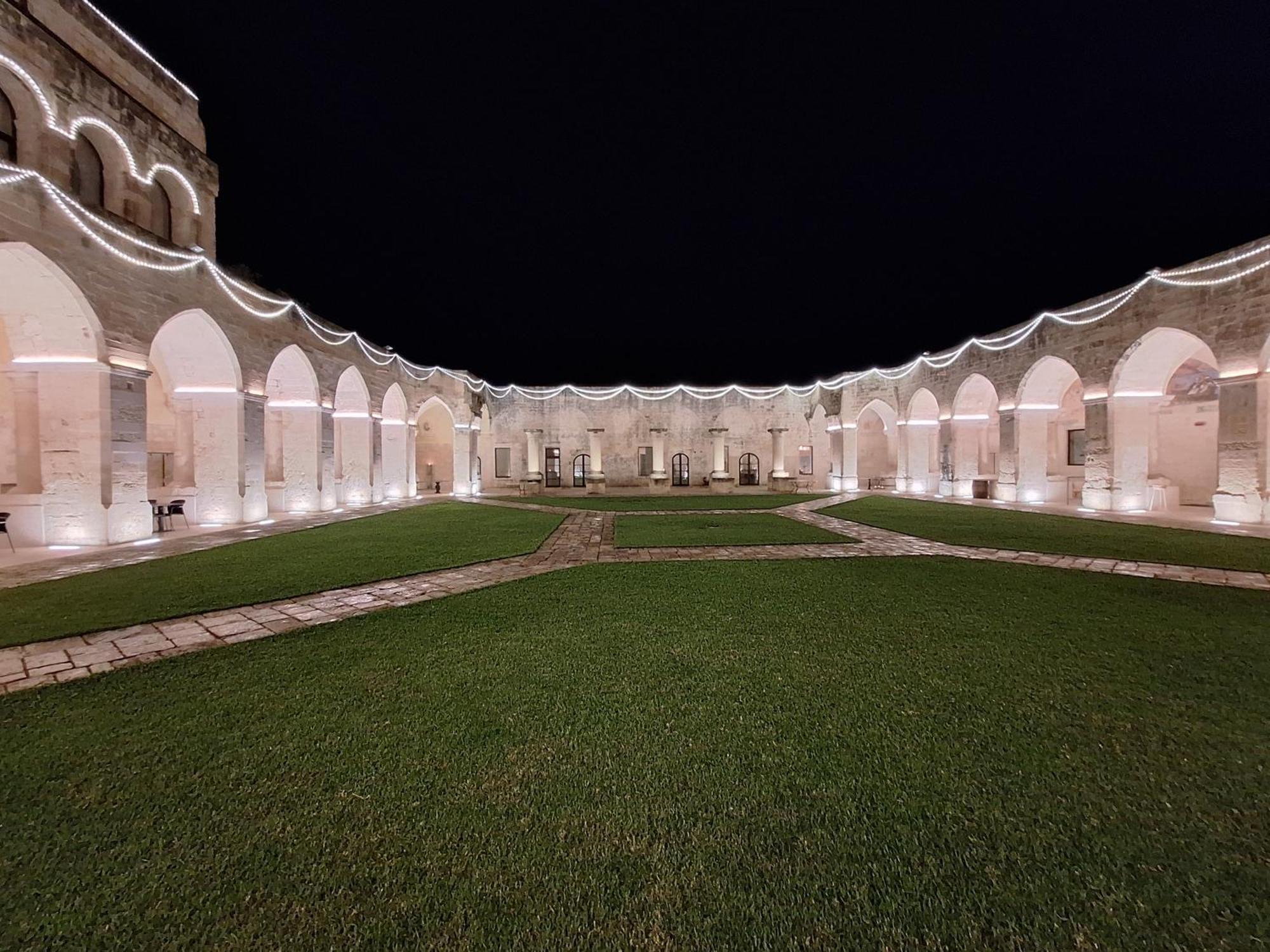 Chiostro Dei Domenicani - Dimora Storica Lecce Exterior foto